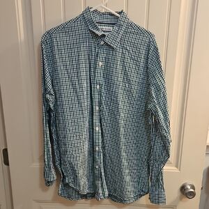 Amazon Essentials Men's Green and White Gingham Shirt